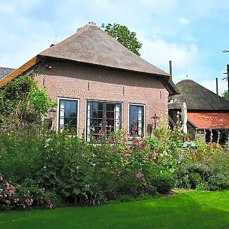 Bed & Breakfast De Leeghpoel 3*
